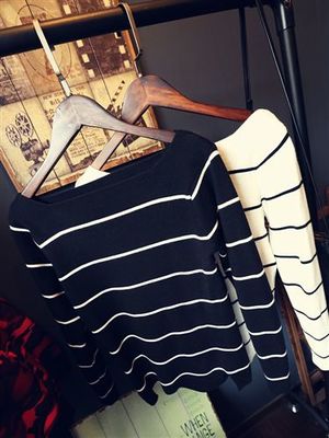 针织衫 韩版气质粗条纹宽松大码蝙蝠袖中长款包臀针织衫圆领套头毛衣批发图片|针织衫 韩版气质粗条纹宽松大码蝙蝠袖中长款包臀针织衫圆领套头毛衣批发产品图片由三门县军军服装厂公司生产提供-