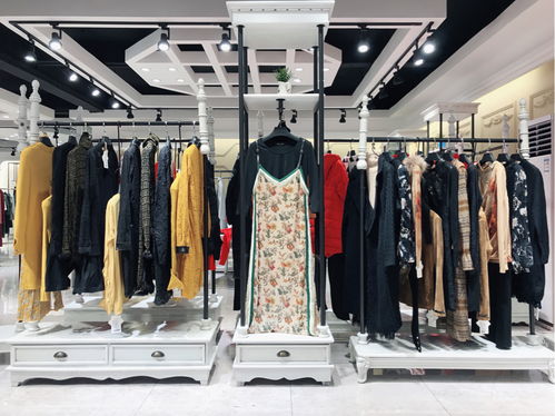 品牌折扣店怎样去选择一个可靠的尾货批发公司