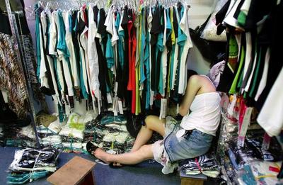 服装批发行业,低端服装,如何年赚百万?